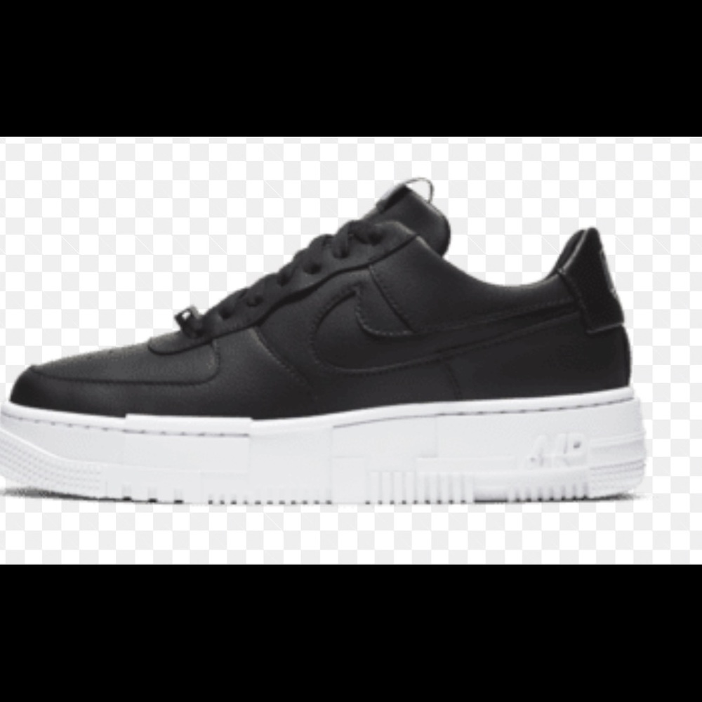 Womens Nike Air Force 1, NWOT size 6